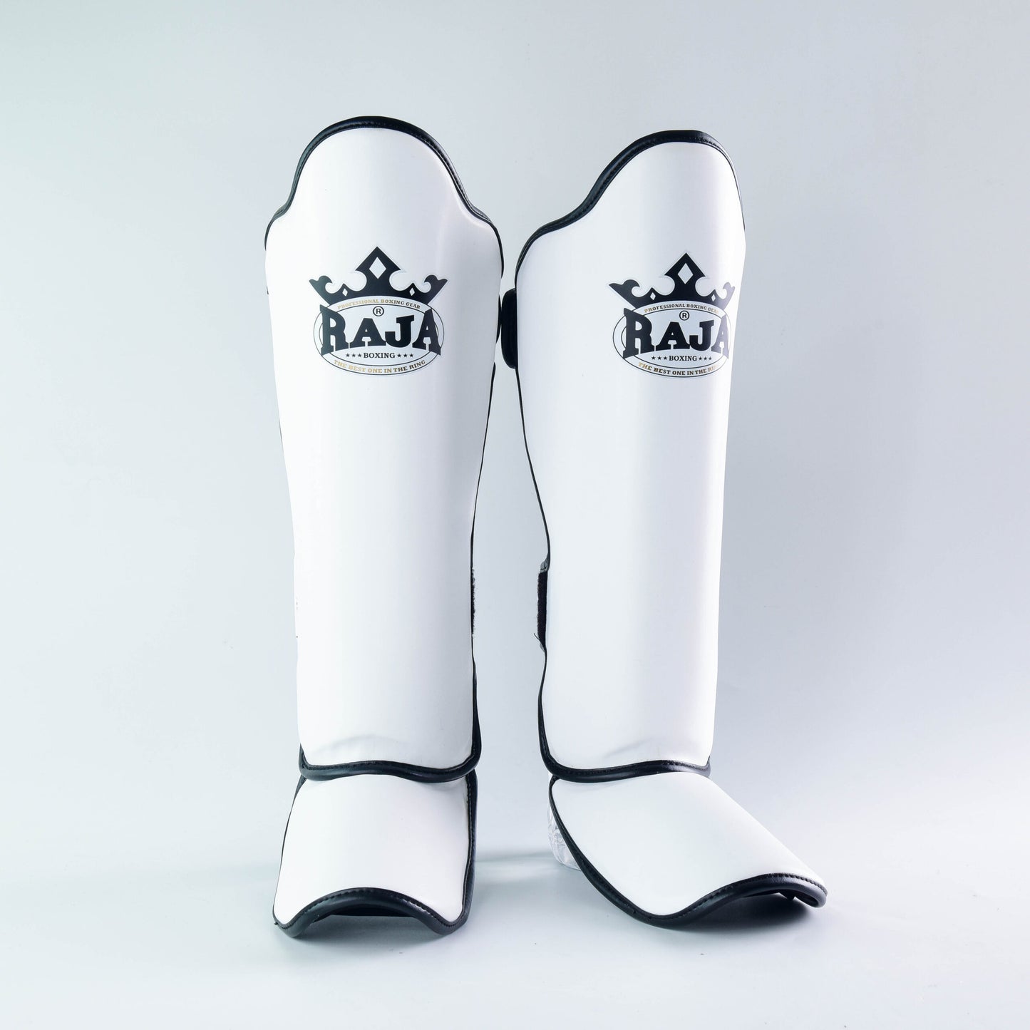 Rajaboxing Shin 'Light Weight White' Semi-cuir